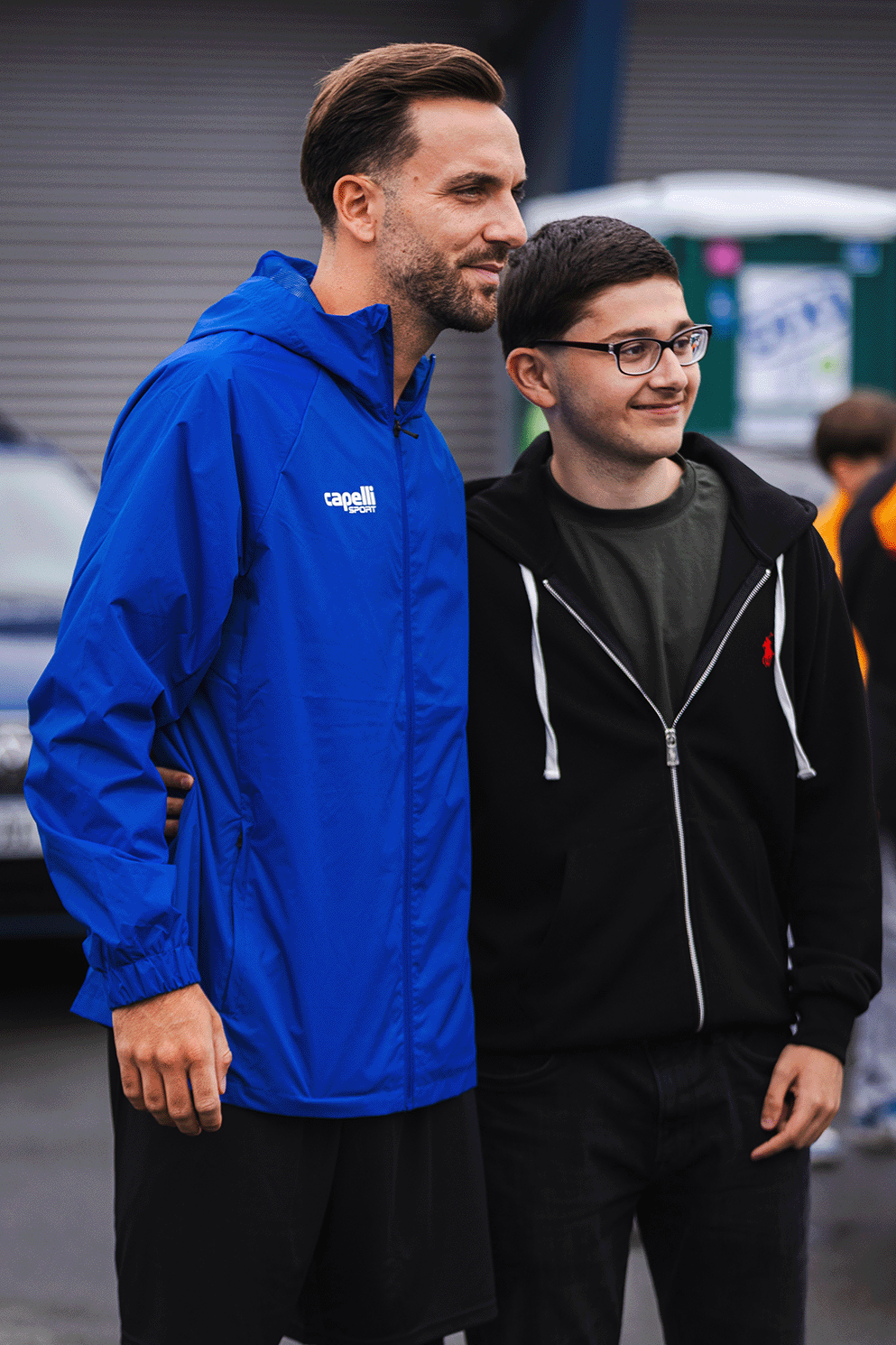 Junger Spieler in Aktion